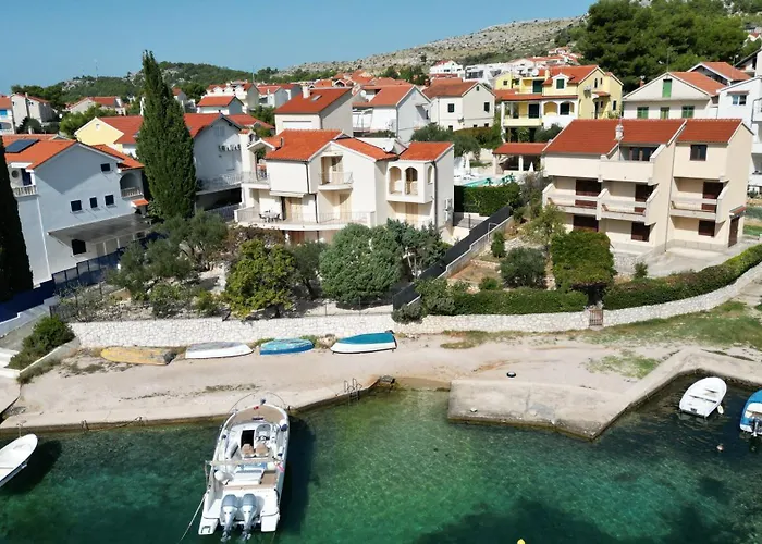 Divna וילה ז'אבוריץ'